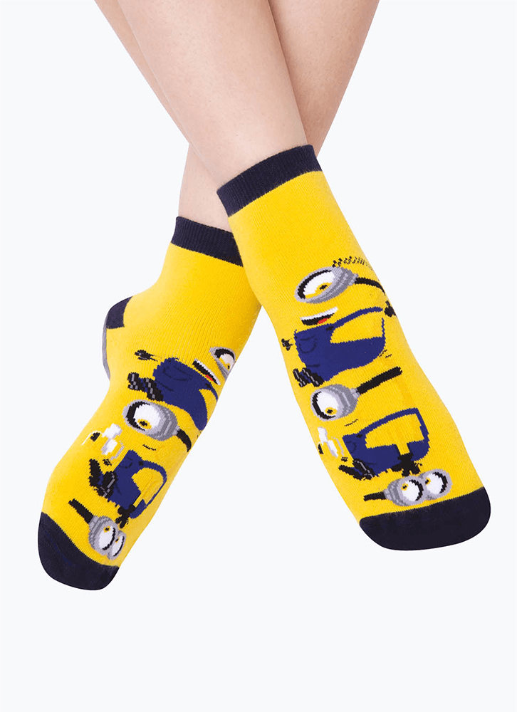Meia-Infantil-Soquete-Com-Sola-Emborrachada-Minions