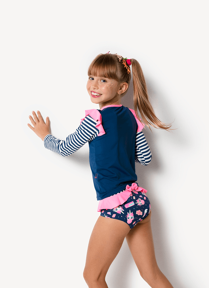 Camiseta-Menina-Com-Protecao-Solar-Unicornio