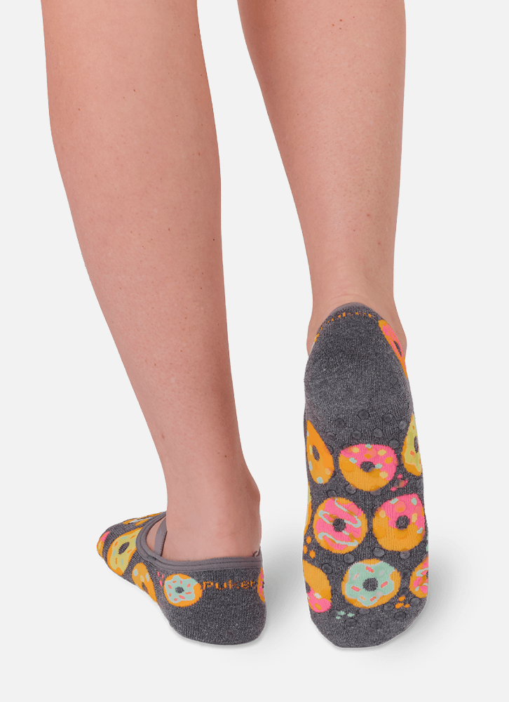 Meia-Sapatilha-Antiderrapante-Feminina-Capivara-Donuts