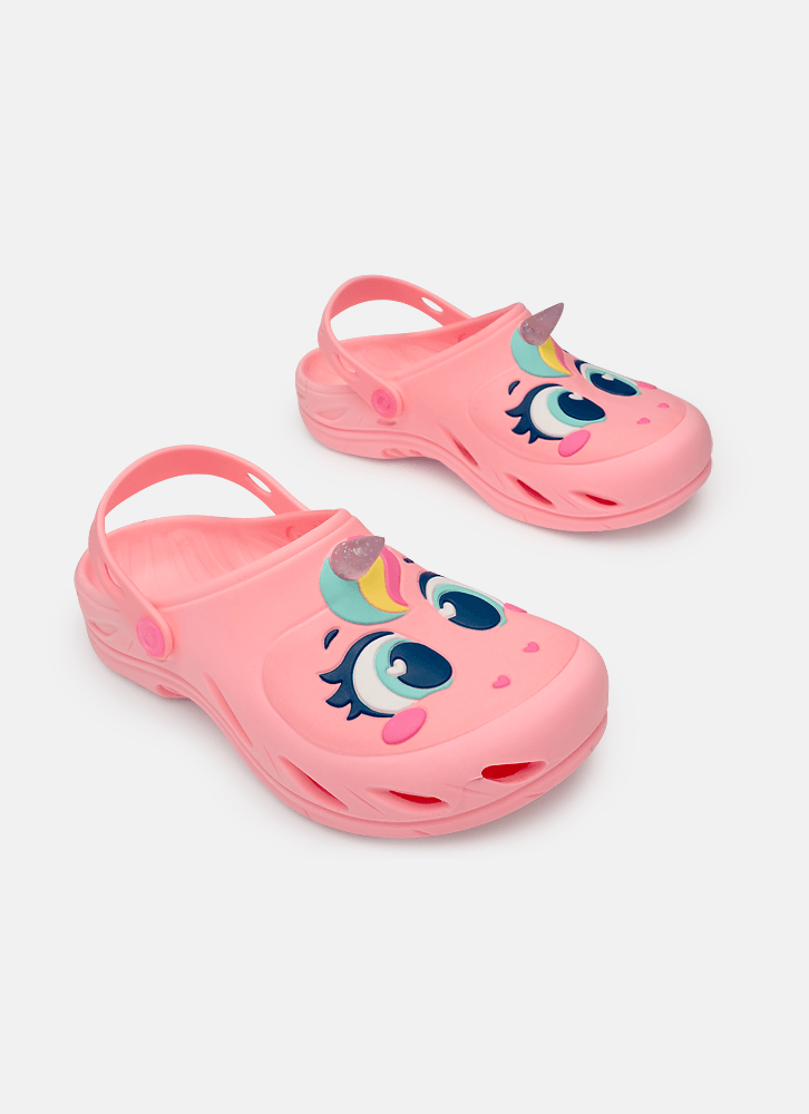 Sandalia-Fechada-Menina-Unicornio-Aplique-Chifre