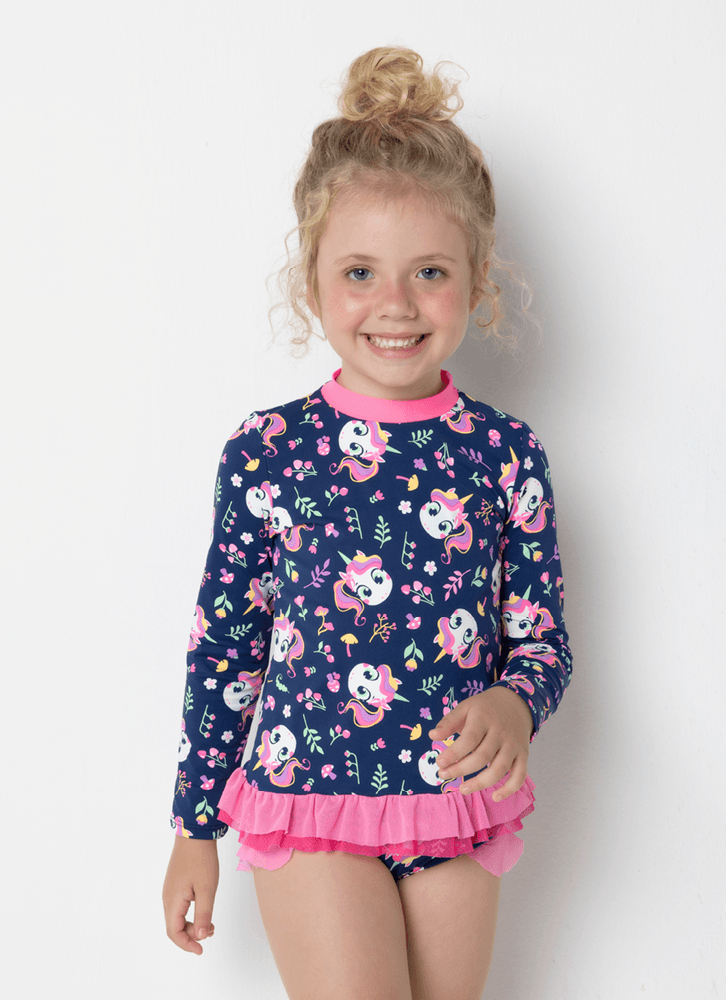 Camiseta-Com-Protecao-Solar-Menina-Unicornio-Encantado