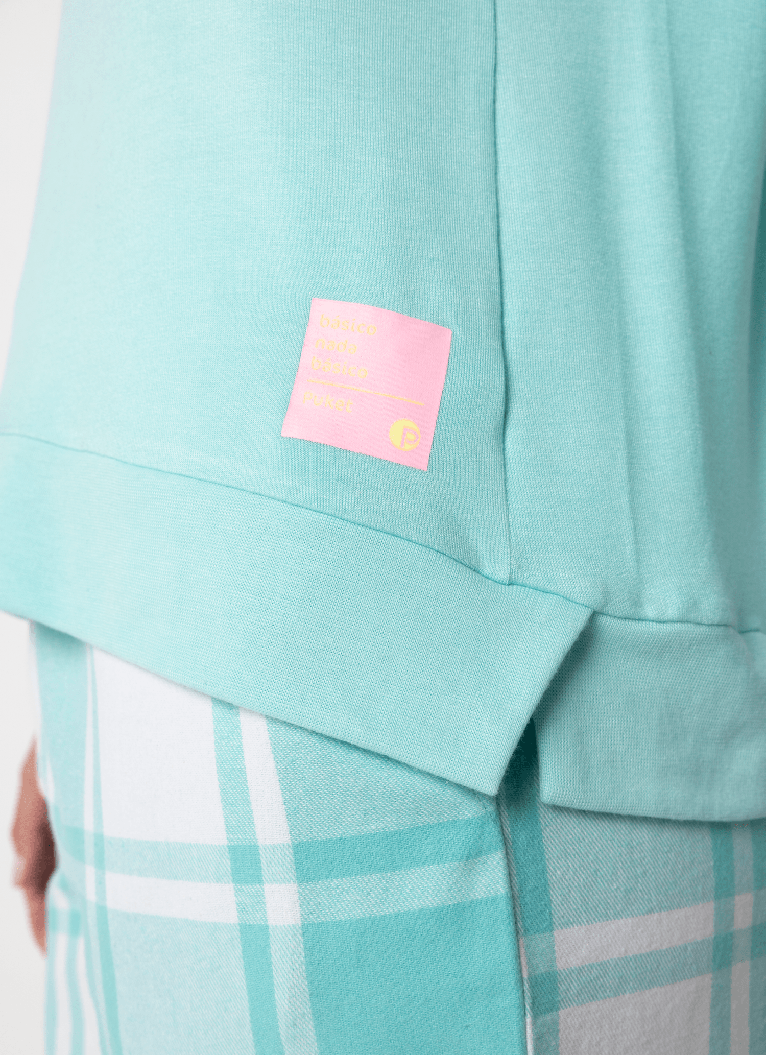 Pijama-Manga-Longa-Feminino-Xadrez