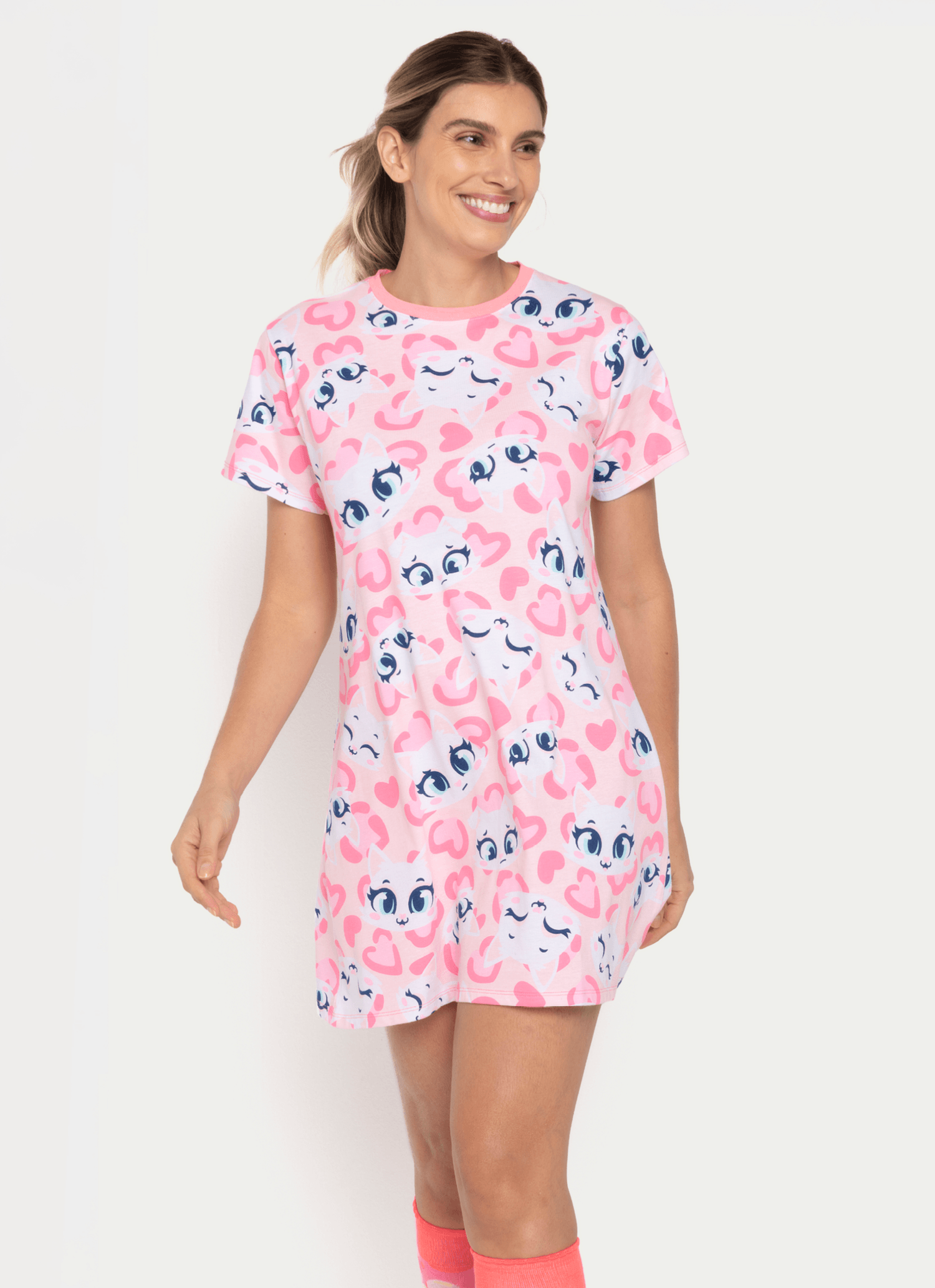 Camisola-Manga-Curta-Algodao-Feminina-Gata-Cereja