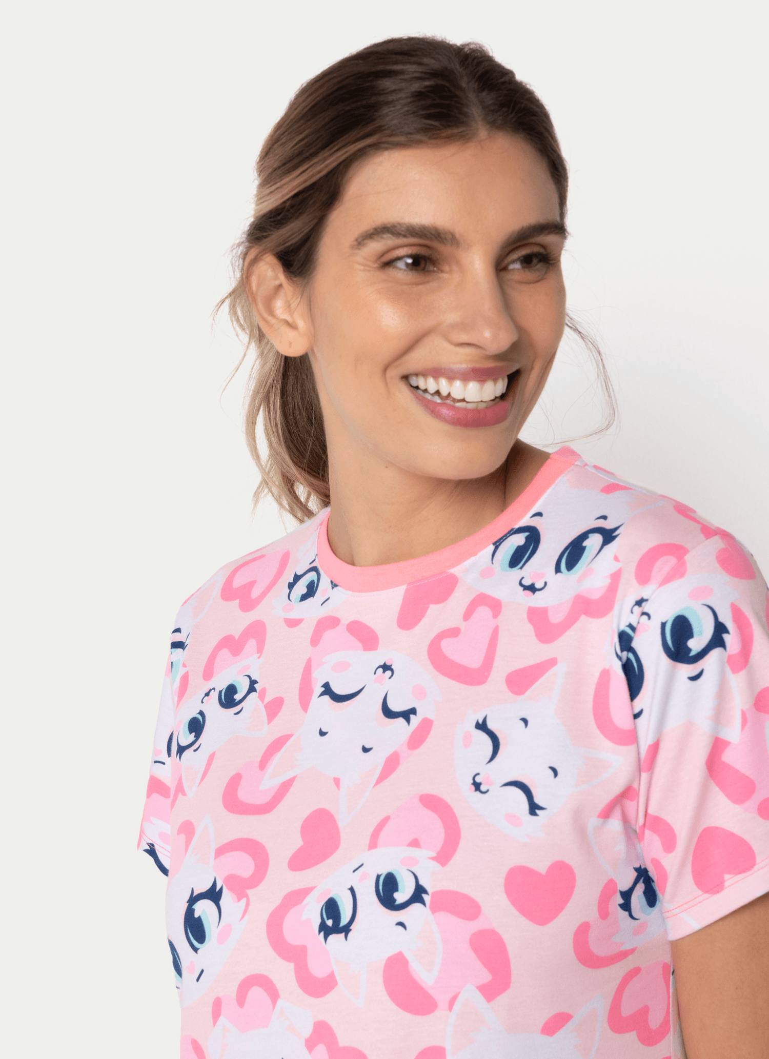 Camisola-Manga-Curta-Algodao-Feminina-Gata-Cereja