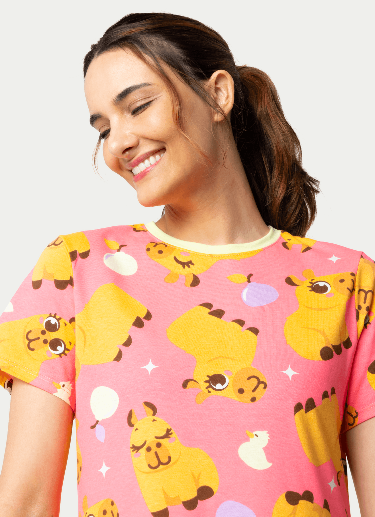 Camisola-Manga-Curta-Algodao-Feminina-Capivara-Vibes