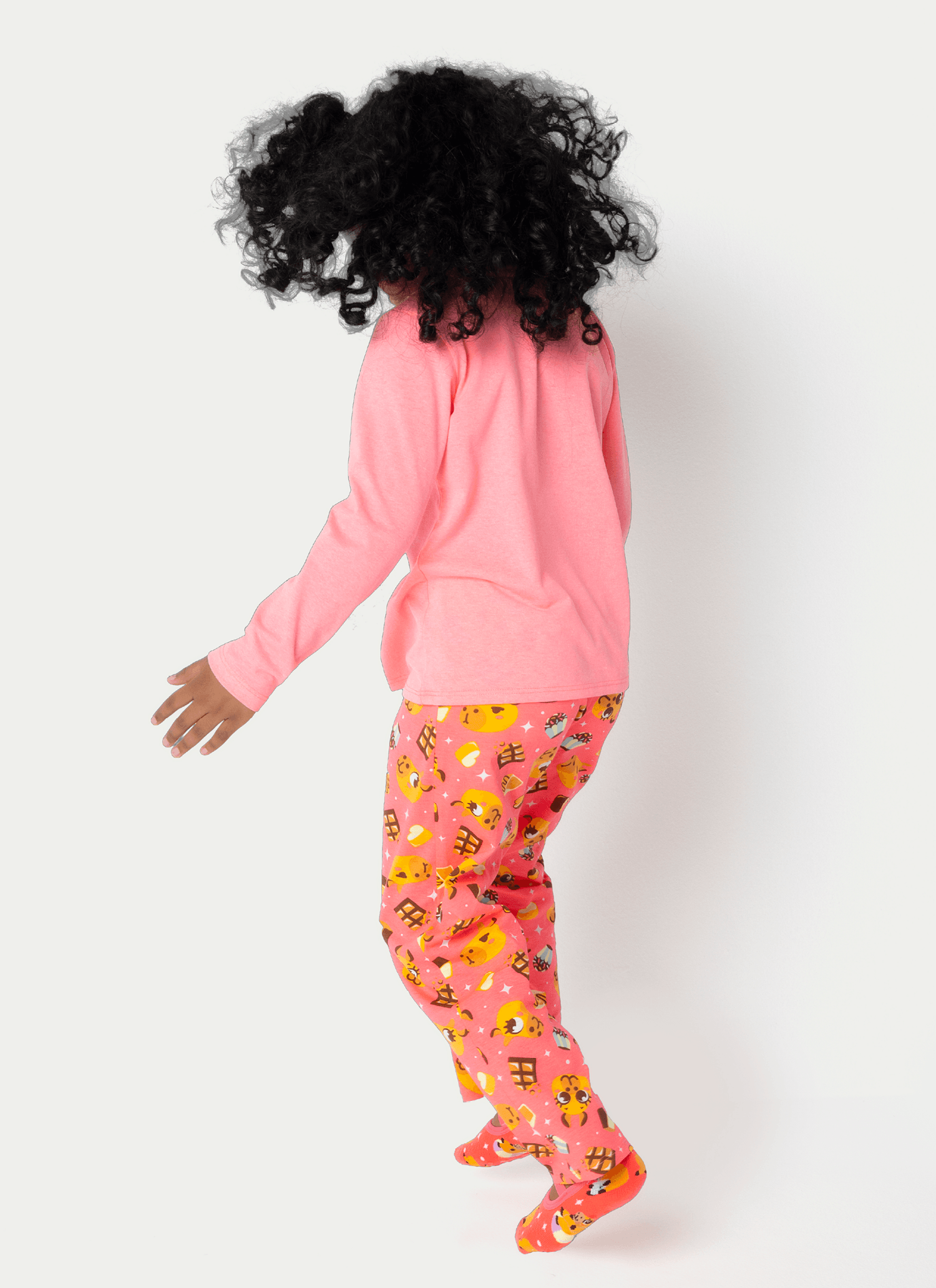 Pijama-Manga-Longa-Menina-Capivara-Chocolate