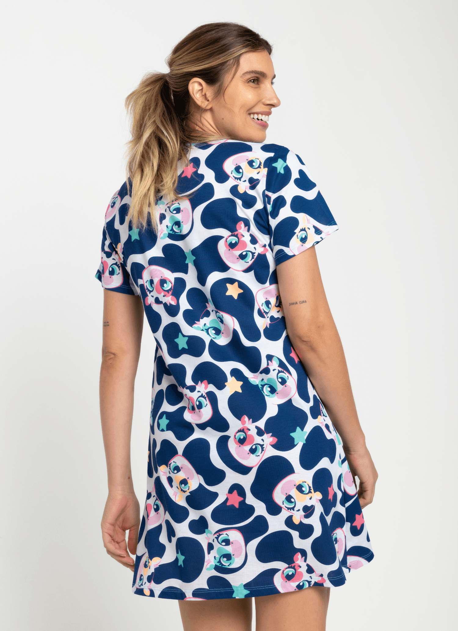 Camisola-Manga-Curta-Algodao-Feminina-Vaca-Moosic