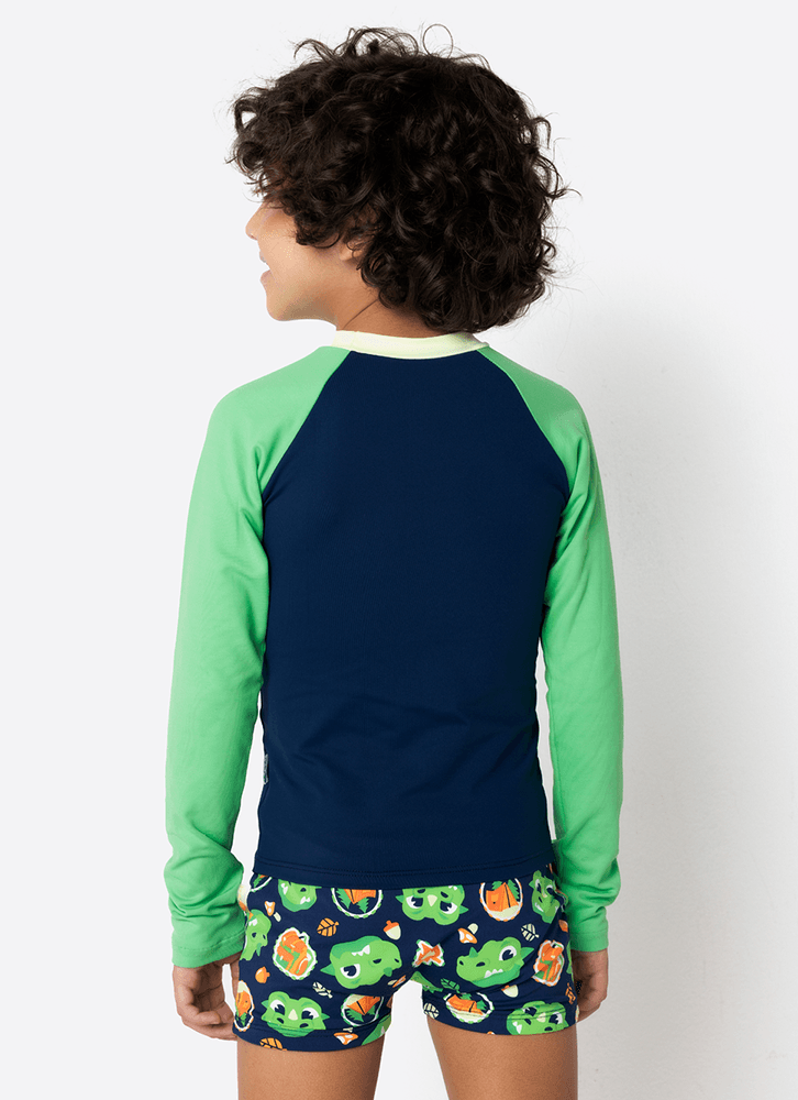 Camiseta-Com-Protecao-Solar-Menino-Dragao-Camping