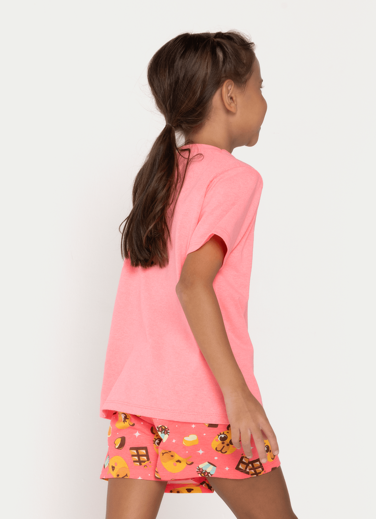 Pijama-Manga-Curta-Menina-Capivara-Chocolate