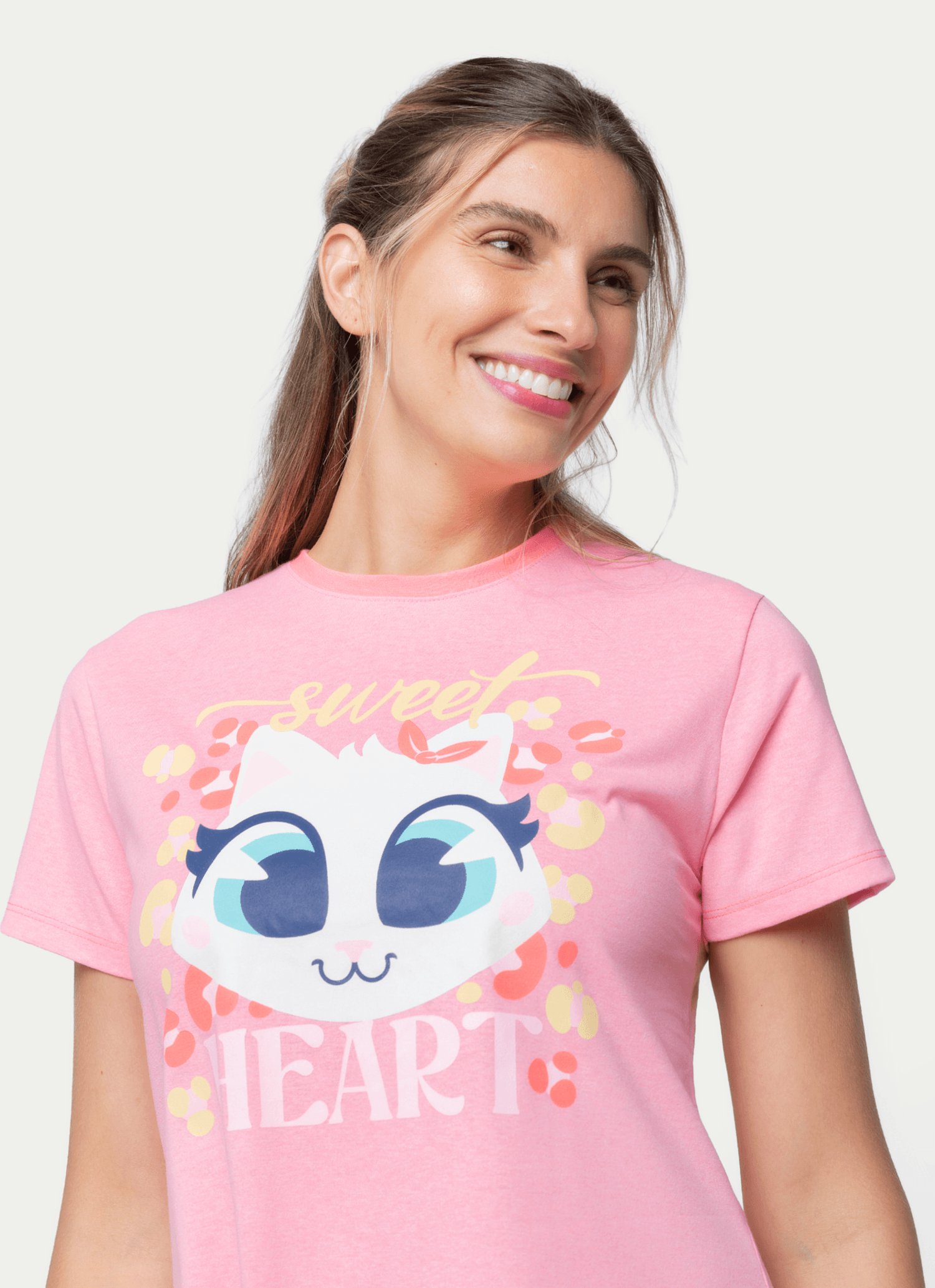 Camisola-Manga-Curta-Feminina-Gata-Cereja