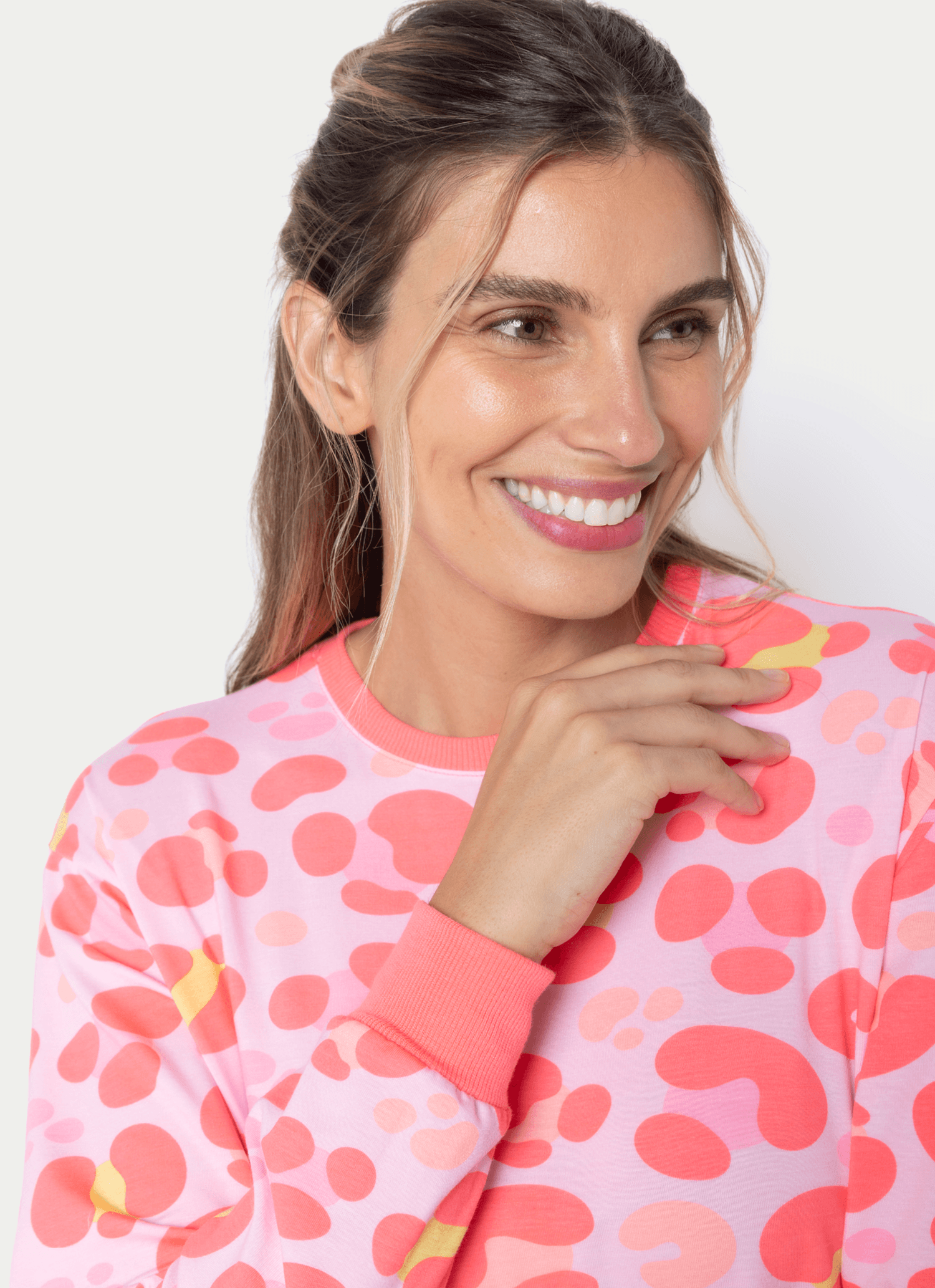 Pijama-Manga-Longa-Feminino-Gata-Cereja