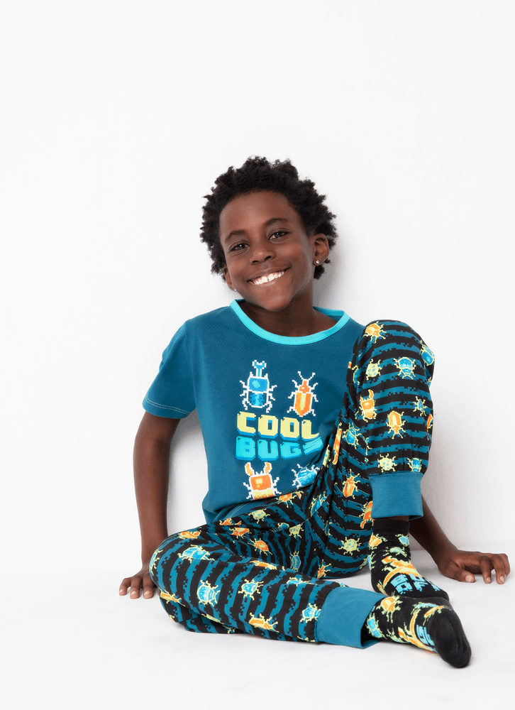 Pijama-Longo-Manga-Curta-Menino-Viscolycra-Pixel-Bugs-Brilha-No-Escuro