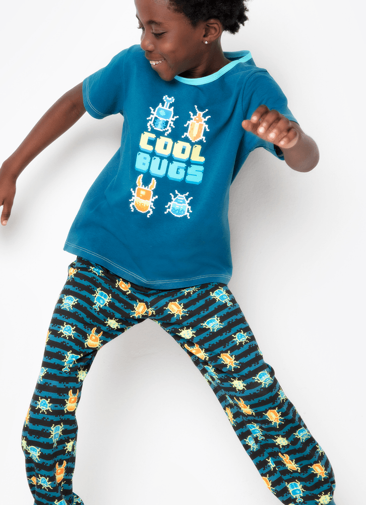 Pijama-Longo-Manga-Curta-Menino-Viscolycra-Pixel-Bugs-Brilha-No-Escuro