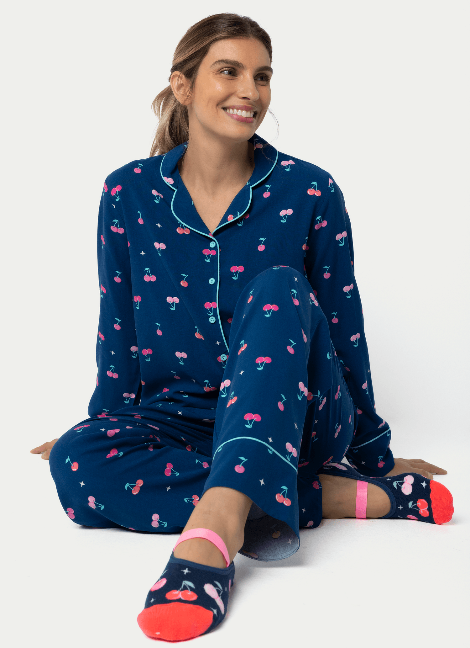 Pijama-Manga-Longa-Viscose-Feminino-Cereja