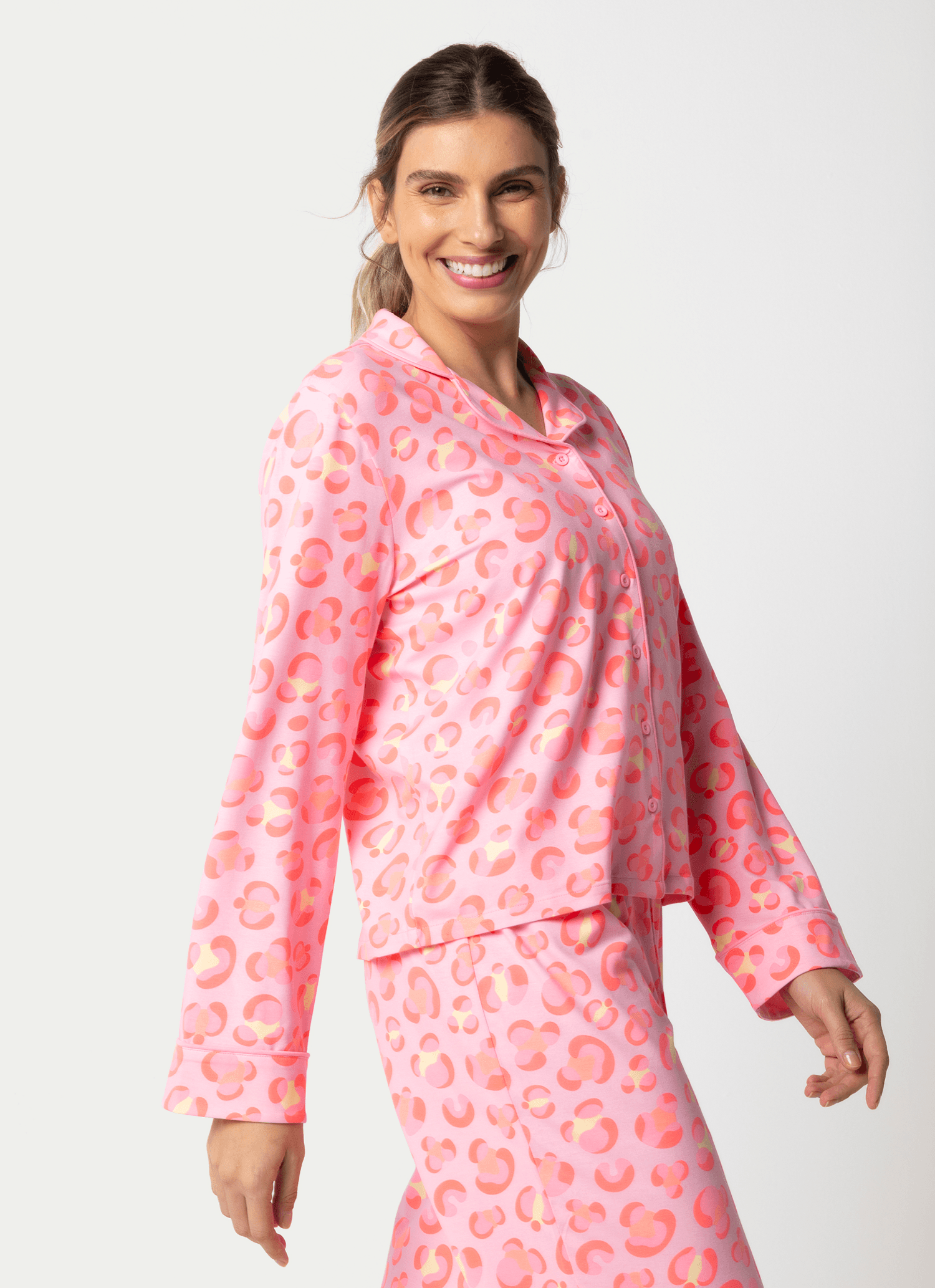 Pijama-Manga-Longa-Viscose-Feminino-Gata-Cereja