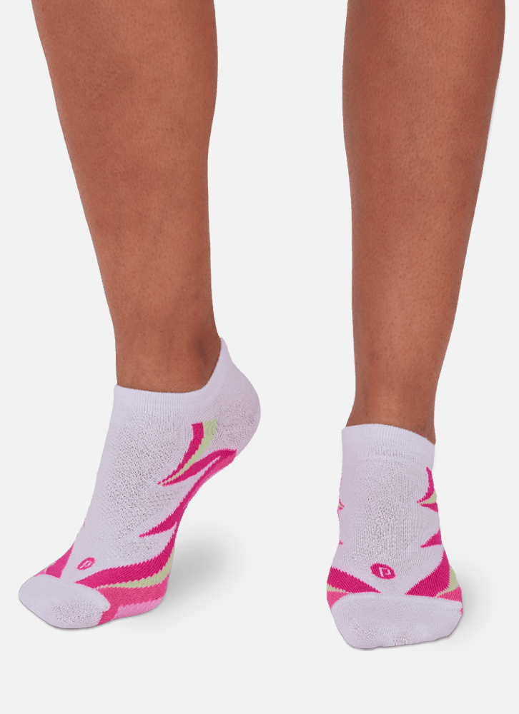 Meia-Cano-Curto-Feminina-Esportiva