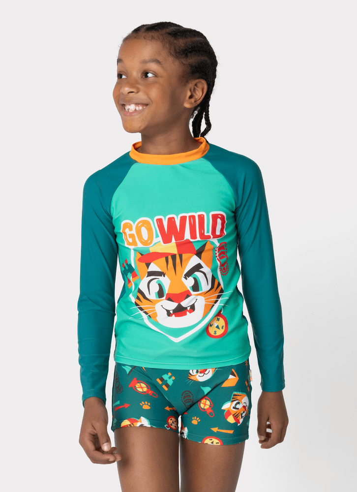 Conjunto-Camiseta-E-Sunga-Com-Protecao-Solar-Menino-Tigre-Camping