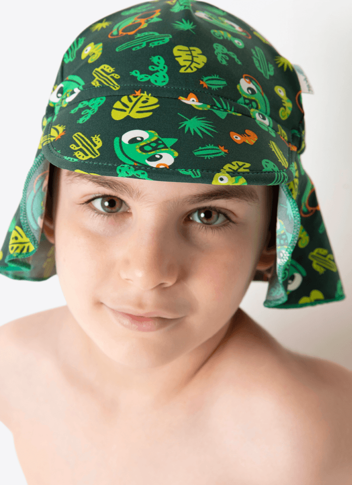 Chapeu-Com-Protecao-Solar-Menino-Camaleao
