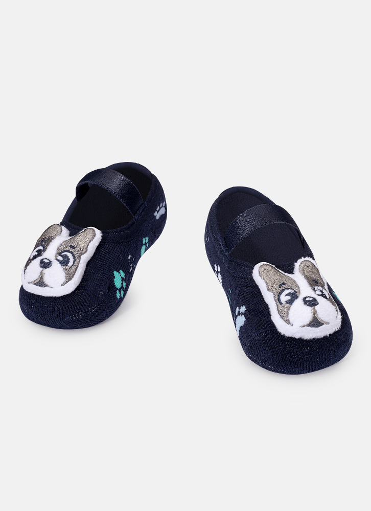 Meia-Sapatilha-Antiderrapante-Com-Aplique-De-Chocalho-Bebe-Menino-Familia-Pets