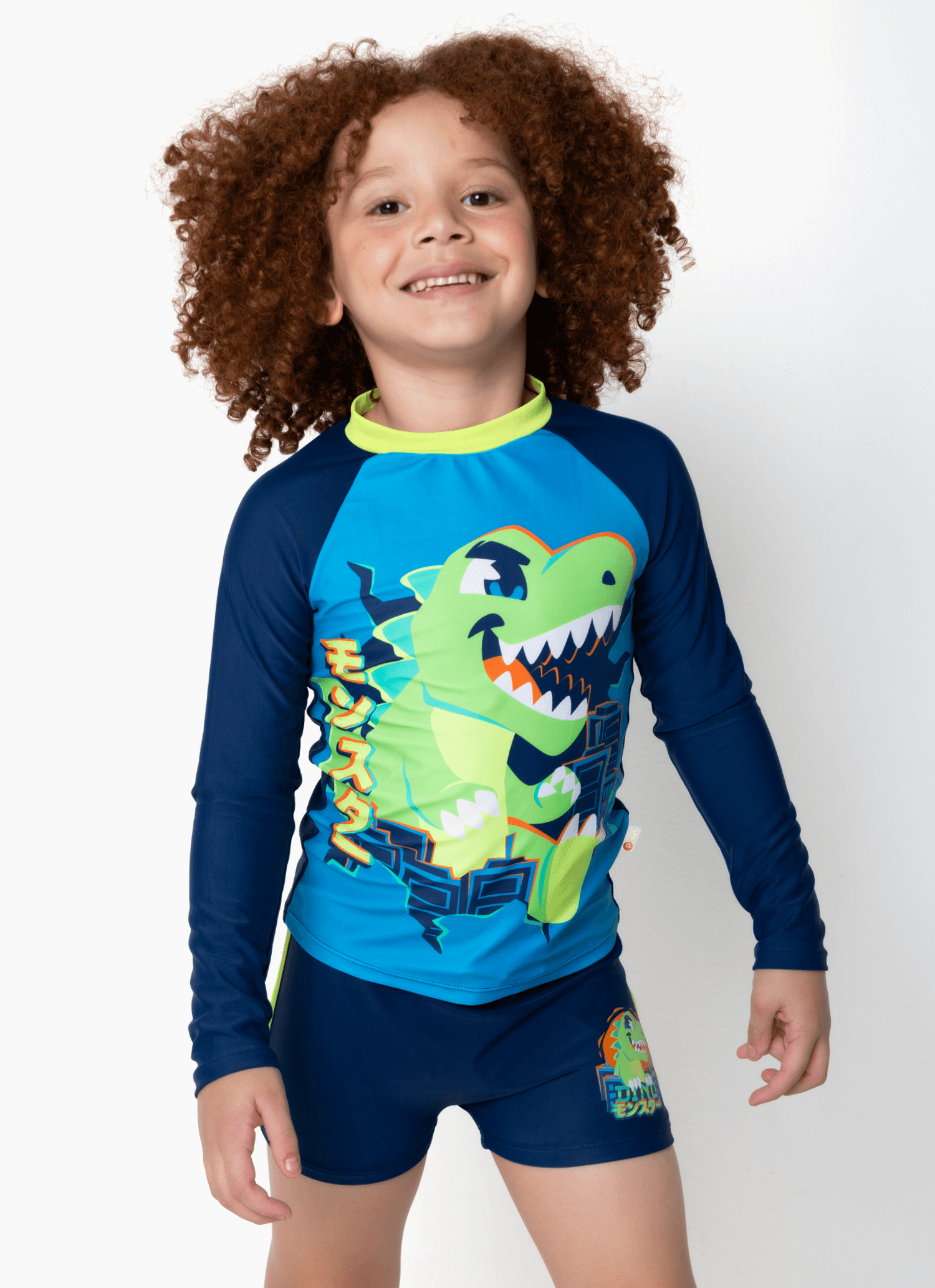 Camiseta-Manga-Longa-Com-Protecao-Solar-Menino-Dino-Ramen