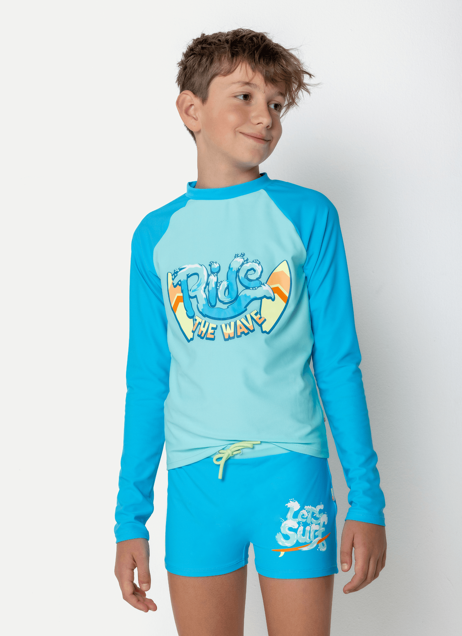 Camiseta-Manga-Longa-Com-Protecao-Solar-Menino-Teen-Capivara-Surfista