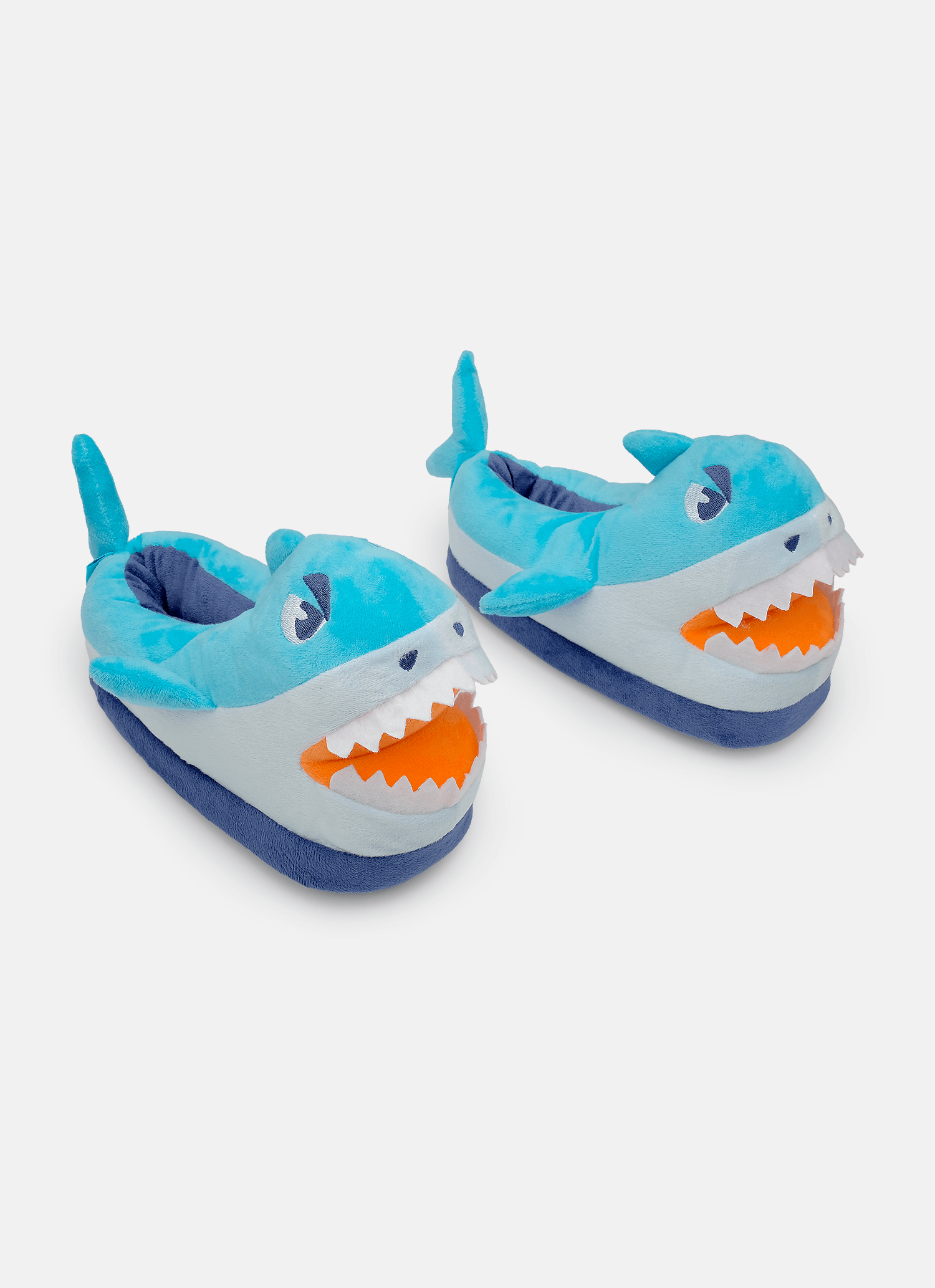 Pantufa-Menino-Tubarao-Futebol