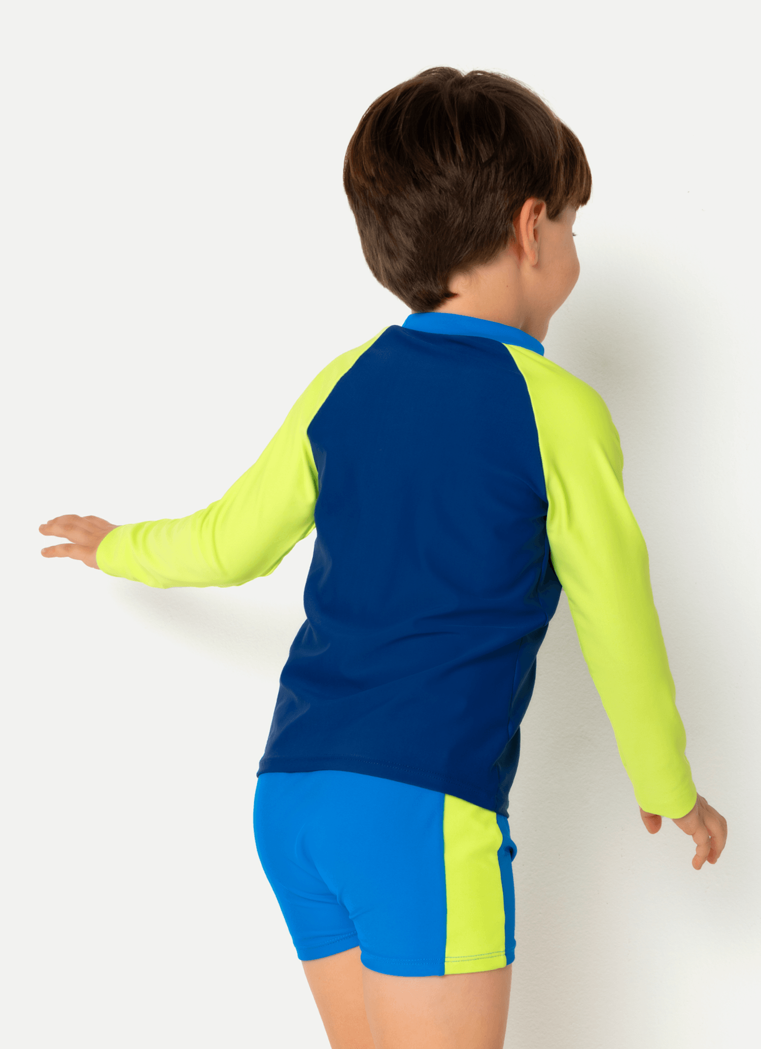 Camiseta-Manga-Longa-Com-Protecao-Solar-Menino-Color-Block